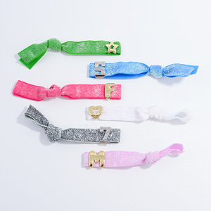 Pulsera Unisex de Cobre Elástico con Cuentas Vintage, Perforada, de Doble Cara, con 26 Letras y Forma de Corazón, en Varios Colores - Product Image 1