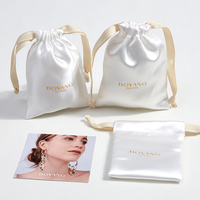 Pochette à Bijoux Personnalisée de Luxe en Soie Satinée avec Cordon, Emballage Cadeau de Mode