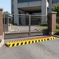 Barrière de sécurité routière anti-évasion en acier, électrique hydraulique, avec système de levage pneumatique, à pointes anti-choc, avec éclairage IP67