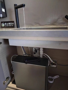 เครื่องกรองน้ำระบบ Reverse Osmosis ใต้ซิงค์ 600 GPD พร้อมไส้กรองคาร์บอนแบบแอคทีฟ 5 ขั้นตอน ระบบตรวจสอบค่า TDS แบบสมาร์ท ไม่ต้องใช้ถังเก็บน้ำ 5 ขั้นตอน - Product Image 6