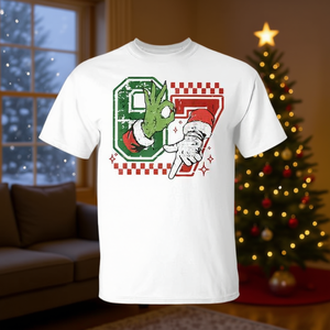 Six Seven 67 T-shirt pour couples tendance avec humorisme de Noël et de la génération Z - Product Image 3