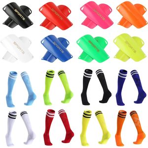 Ensemble d'uniformes de football personnalisés, maillot sublimé à col en V, short anti-transpiration, unisexe, pour adultes et enfants, nom et numéro de l'équipe 10 - Product Image 6