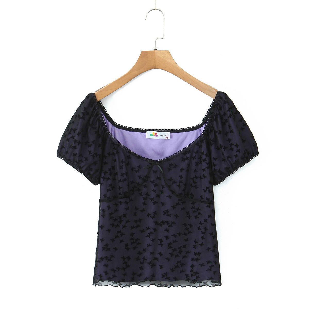 เสื้อแขนสั้นสีม่วงแฟนธอม