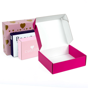 Bán Buôn Sóng Hộp Giấy Giày Quần Áo Gấp Vận Chuyển Bưu Phẩm Bao Bì Hộp Với Cán Bóng Quà Tặng Bưu Phẩm Hộp - Product Image 2