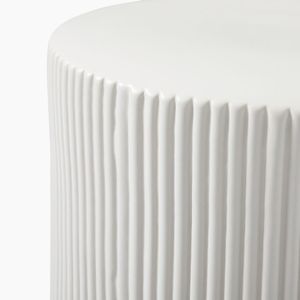 Fini dans une glaçure semi-mate moulée à la main et émaillée pour une utilisation intérieure/extérieure juste la bonne hauteur pour les boissons ou les livres - Product Image 4
