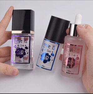 Etiquetas Adhesivas Holográficas Impermeables de 10 ml con Diseño Personalizado, Estampado Dorado <span class=keywords><strong>en</strong></span> Papel de Arte para Botellas de Vidrio - Product Image 4