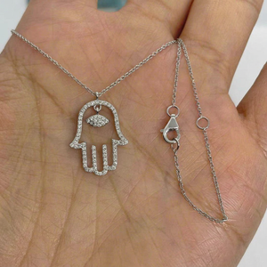 Collier pendentif main Hamsa en argent 925 et moissanite Luxira Jewels, micro-incrustation classique, plaqué rhodium vintage, bijou unisexe - Product Image 2