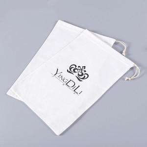 Bolsa de Algodón Reciclado de Lujo 100% para Ropa, con Cordón, Personalizable con Logotipo - Product Image 4
