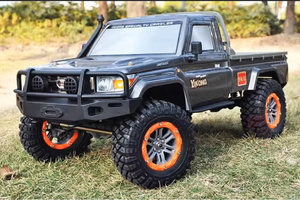 รถบังคับวิทยุ YIKONG YK4101 ขนาด 1/10 ขับเคลื่อน 4 ล้อ แบบ Crawler LC79 พร้อมเพลาพอร์ทัล เกียร์ 2 สปีด ระบบล็อคเฟืองท้ายคู่ โครงโลหะ พร้อมใช้งาน (RTR) - Product Image 5