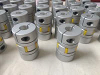 Accouplements à mâchoires de diamètre extérieur 25 mm avec 4 pétales JM-25C, coupleur d'arbre flexible, accouplement araignée à mâchoires