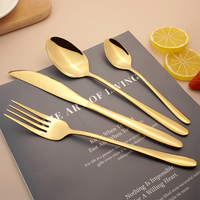 En gros, Ensemble de couverts de table et de cuisine en acier inoxydable doré, style minimaliste, finition poli miroir, comprenant cuillères de table royales et cuillères à steak