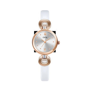 Montre à bracelet en cuir minimaliste pour femme, montre-bracelet à quartz polyvalente et élégante. - Product Image 1
