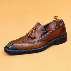 Chaussures en cuir respirantes et élégantes pour hommes, chaussures plates décontractées et habillées pour affaires, chaussures d'extérieur rehaussantes grandes tailles pour hommes - Product Image 6
