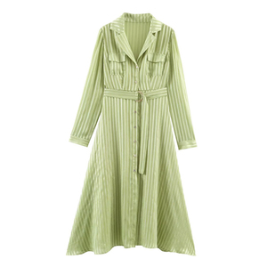 Abito Midi <span class=keywords><strong>da</strong></span> <span class=keywords><strong>Donna</strong></span> in Raso a Righe Personalizzato Primavera 2026, con Cintura Avvolgente e Bottoni Frontali, Maniche Lunghe, OEM/ODM <span class=keywords><strong>da</strong></span> Fabbrica Cinese - Product Image 1