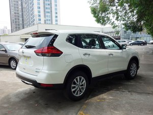 Nissan X-Trail 2017, Haute Qualité, Faible Kilométrage, SUV 5 Places, Disponible en Stock, Vente à <span class=keywords><strong>Prix</strong></span> Spécial - Product Image 5