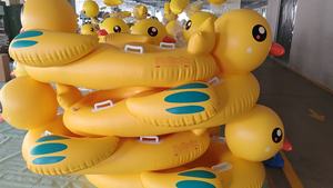 Carino giallo PVC gonfiabile anatra piscina tubo portatile pieghevole acqua galleggianti giocattoli anello - Product Image 6