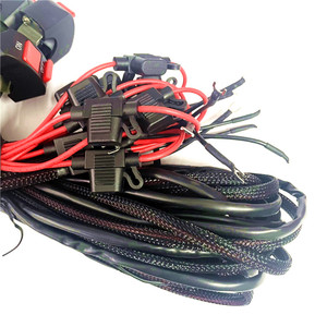 تصنيع المعدات الأصلية ODM <span class=keywords><strong>2</strong></span> دبوس 18AWG DT موصل حامل الصمامات السيارات المخصصة - Product Image 3