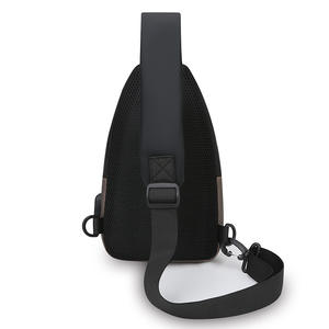 Sac bandoulière multifonctionnel pour homme, sac de poitrine respirant et résistant à l'usure, couleur unie, collection Printemps 2026, gris, noir, bleu, vert - Product Image 2