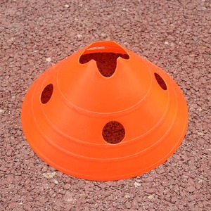 6 İnç Futbol Büyük Disk Konisi Delikli Çeviklik Antrenman Spor Konisi Plastik ve Tutucu Çocuklar İçin Futbol Basketbol Sahası İşaretleyicileri - Product Image 5