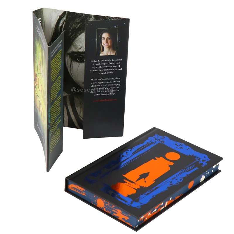 Buku peluncuran warna penuh buku Offset khusus pemasok cetak buku sampul keras tepi semprot Digital