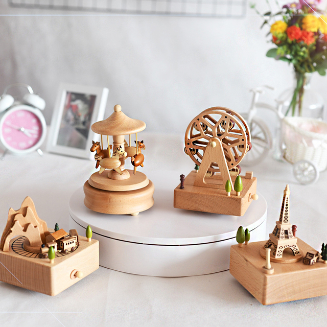 Custom Made Classic Wooden Hand Crank Music Box Rhymes Movements Eco-Friendly LOGO Carving Rectangle Carousel Decorative Gift
