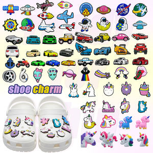 Accessoires 2D personnalisés en gros, style Y2K, pour chaussures Dutch Bros, décorations numérotées, breloques Unicom pour enfants - Product Image 1