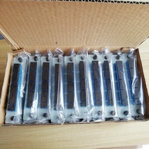 Sunet Fabrikpreis 8-Wege-Glasfaser-PLC-Splitter 1x8 SC/UPC SC/APC Kassettenkarten-Einsteck-LGX-PLC-Splitter - Product Image 3