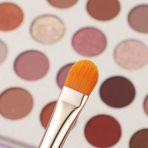 Pincel de maquillaje corrector de cejas de cerdas sintéticas individuales profesionales artista de maquillaje mango de madera blanca logotipo personalizado - Product Image 5