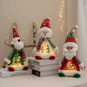 Lussuose Bambole Luminose Natalizie: Pupazzo di Neve, Renna, Gnomo con Cappello e Sciarpa Lavorati a Maglia, Luci LED, Decorazione da Tavolo Natalizia, Regalo - Product Image 1