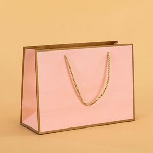 Sacs en papier d'emballage sur mesure KM, sacs cadeaux en papier pour bijoux, sacs de luxe avec logo, sacs de shopping avec poignées - Product Image 6