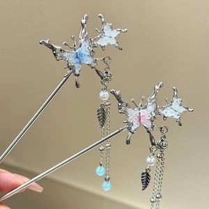 Épingle à cheveux papillon en cristal Y2K pour femmes, bâtonnets à cheveux à pampilles en forme de feuille de style chinois, accessoires capillaires vintage exquis et polyvalents pour Hanfu - Product Image 1