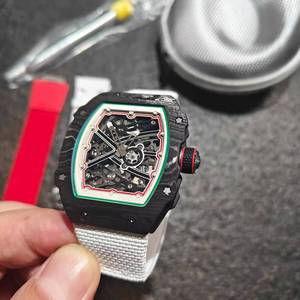 Montre mécanique automatique pour homme de qualité supérieure, en fibre de carbone, en forme de barillet, 67-02, entièrement évidée, de niveau supercar - Product Image 2