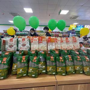 Fideos de vidrio de arrurruz de corte ancho 100% almidón de arrurruz puro 24 meses de vida útil alta calidad Vietnam Nadisa alimentos frescos - Product Image 6