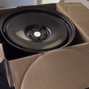 168 Moyeu de roue caractéristique de Brother peint à la main en bronze personnalisé avec graffiti floral blanc pour Toyota 86 Lynk & Co 03 Volkswagen - Product Image 6