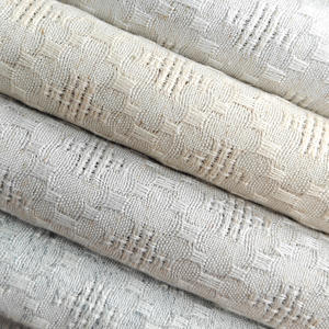 2024 tissus pour rideaux en polyester aspect <span class=keywords><strong>lin</strong></span> motifs floraux dorés techniques tricotées plissées occultantes et personnalisées pour la décoration intérieure - Product Image 1