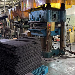 Línea Completa de Reciclaje de Neumáticos Usados a Productos de Caucho, Proyecto Llave en Mano con Motor y Vulcanizador de Neumáticos - Product Image 5