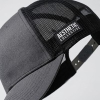 Gorra Trucker Transpirable de Malla Negra Gris Oscuro, de Alta Capacidad, Confiable y Estable, con Producción de 300K, Directo de Fábrica con Certificaciones ISO9001, BSCI y GRS