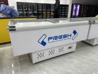 Congélateur commercial Réfrigérateur Porte vitrée ouverte 220V Supermarché Île Congélateur plat profond Refroidisseur Type compresseur Climatiseur