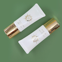 Tube de crème solaire BB de 50 ml avec tête de pompe, tube de crème portable.