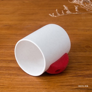 Wholesale Creative Gift 11OZ Ceramic Mat White Resin Handle Cup Special <strong>Climbing</strong> Holder <strong>Mug</strong> for Sports - Product Image 3