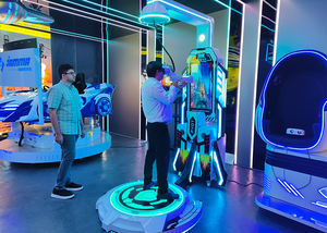 Jeux de salle de tir de la <span class=keywords><strong>réalité</strong></span> <span class=keywords><strong>virtuelle</strong></span> 9d VR AR d'intérieur tirant la machine de tir d'arcade d'intérieur - Product Image 5