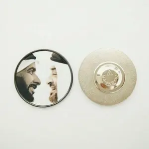Rodada de metal circular Emirati presidente imagem UV impressão colar magnético etiqueta lapela pin crachá para UAE 52 ° dia nacional presentes