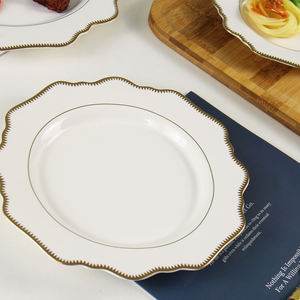 Assiettes en céramique de luxe en porcelaine fine à bord doré, motif tournesol, pour décoration de mariage, vente en gros - Product Image 4