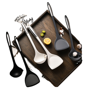 Juego de espátulas de silicona Manjia, 5 piezas, mango de acero inoxidable, utensilios de cocina resistentes al calor, negro y blanco, aptos para lavavajillas, lavado a mano - Product Image 1