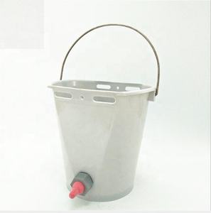 Seau d'alimentation en plastique pour animaux, 5 pièces, <span class=keywords><strong>prix</strong></span> d'usine, bébés, pattes <span class=keywords><strong>de</strong></span> laine, mouton, <span class=keywords><strong>lait</strong></span>, vente - Product Image 5