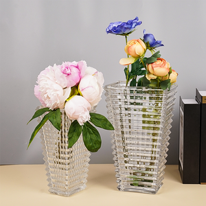 Оптовая продажа, качественные стеклянные вазы, используемые для украшения интерьера гостиной, простые Стильные стеклянные вазы - Product Image 3