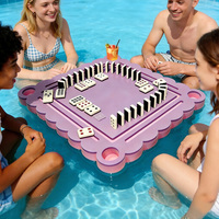 Table de Mahjong Flottante de Luxe Moderne en EVA, Table de Jeu de Piscine Étanche avec Rainures Intégrées pour les Tuiles, Porte-Gobelets, Personnalisable et Durable