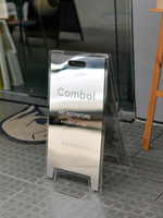 Cadre en acier inoxydable et en aluminium personnalisé double face support de sol extérieur panneau publicitaire commercial résistant aux UV durable