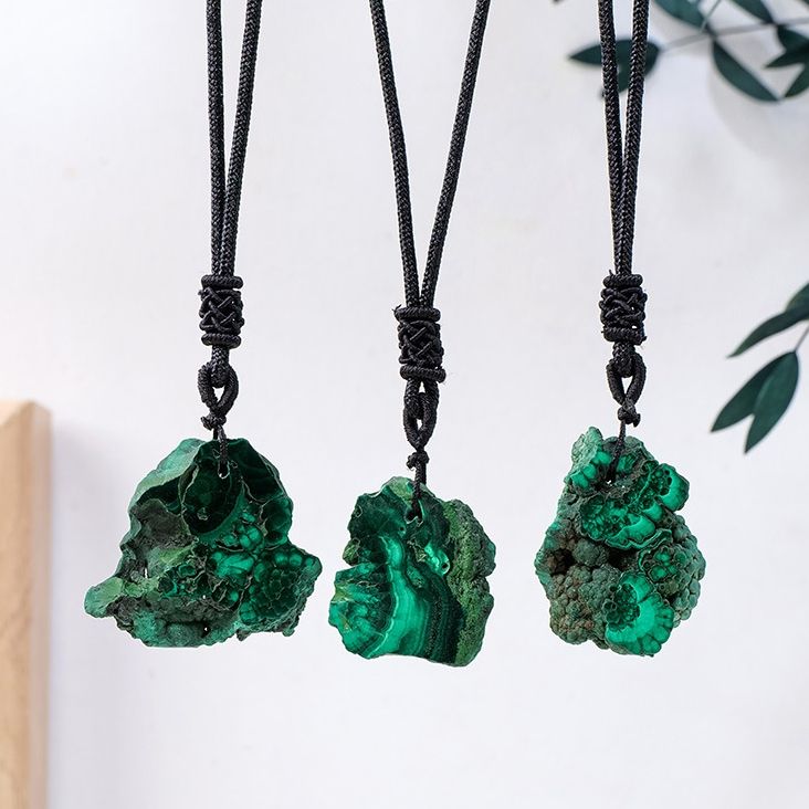Natural Rough Crystal Raw Green Malachite Stone Pendant Necklace