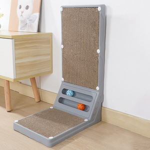 Juguete vertical para rascar gatos en forma de L con bola de papel corrugado, tabla para rascar para gatos de interior, almohadillas para rascar gatos - Product Image 4
